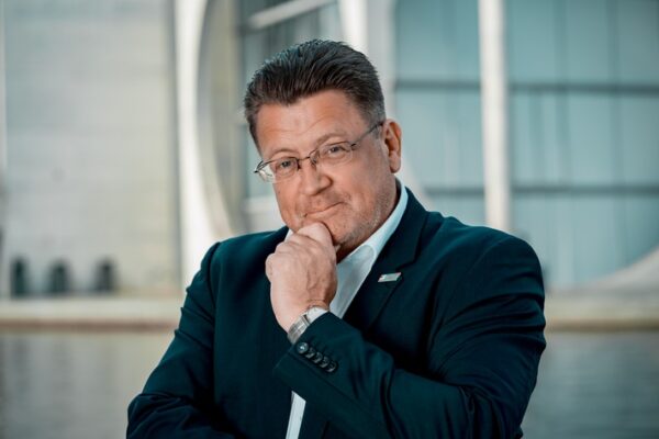 Stephan Brandner: Selbsternannte „Qualitätsdemokraten“ kneifen beim Politboxen
